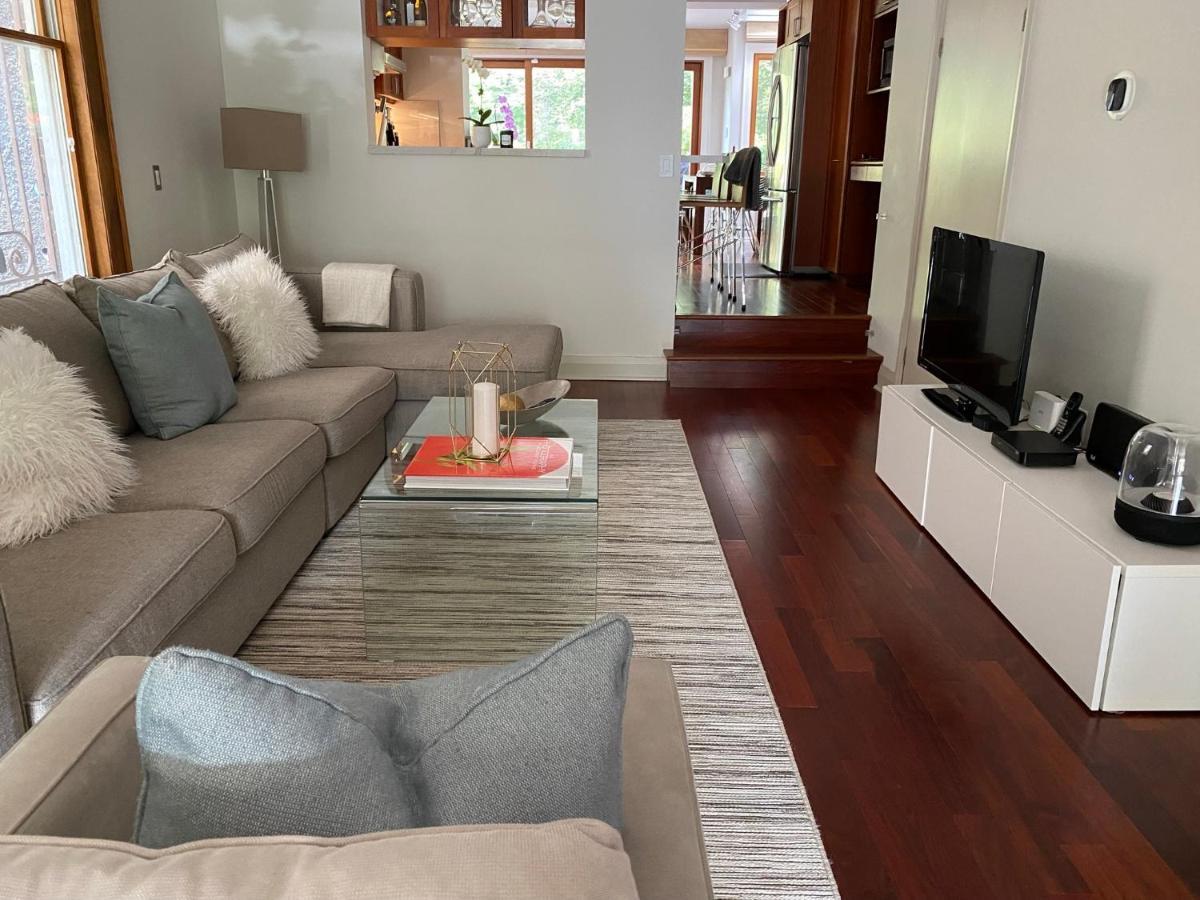 Superb Beach Home:Heated Pool-Hot Tub Open 365Days Toronto Bagian luar foto